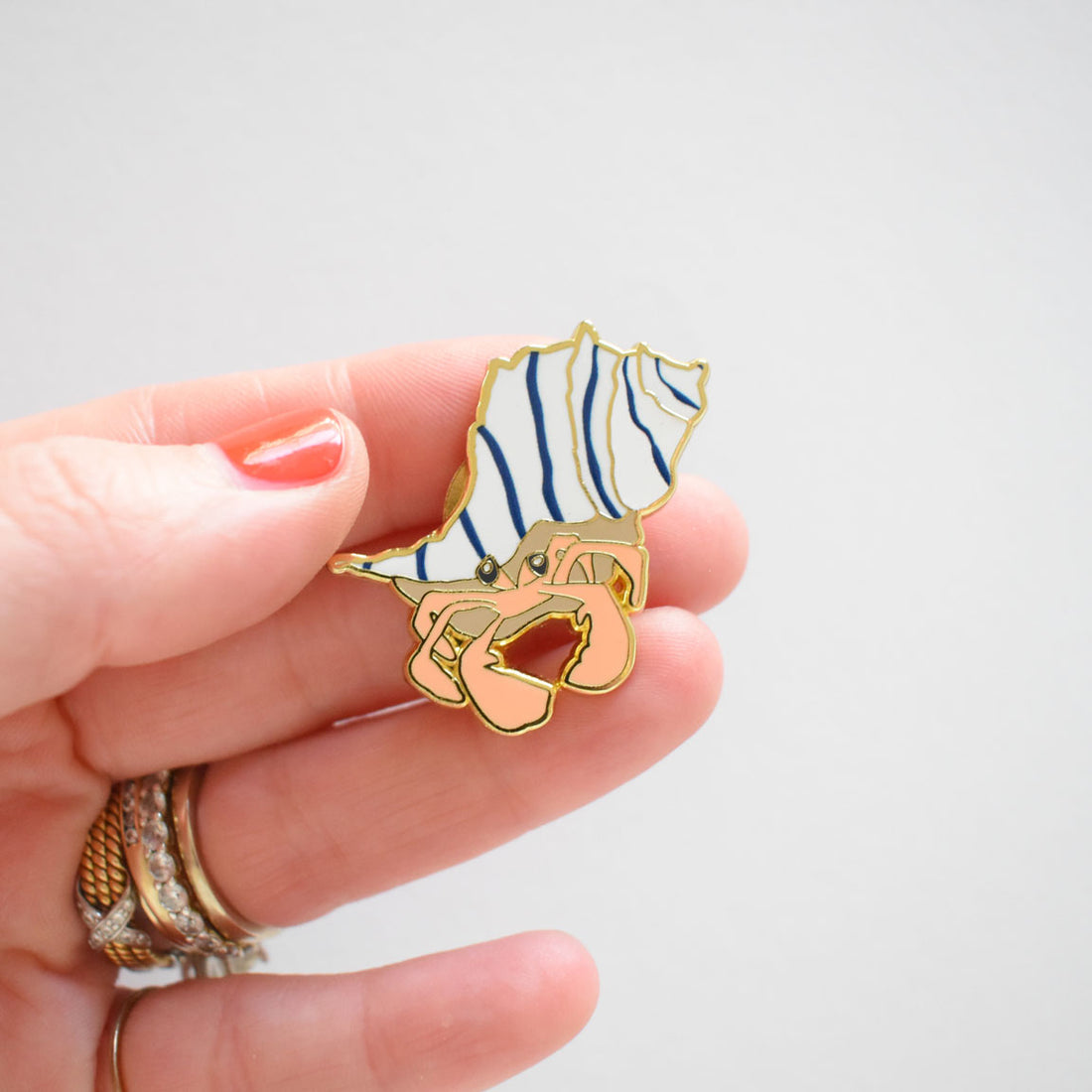 Hermit Crab Needle Minder