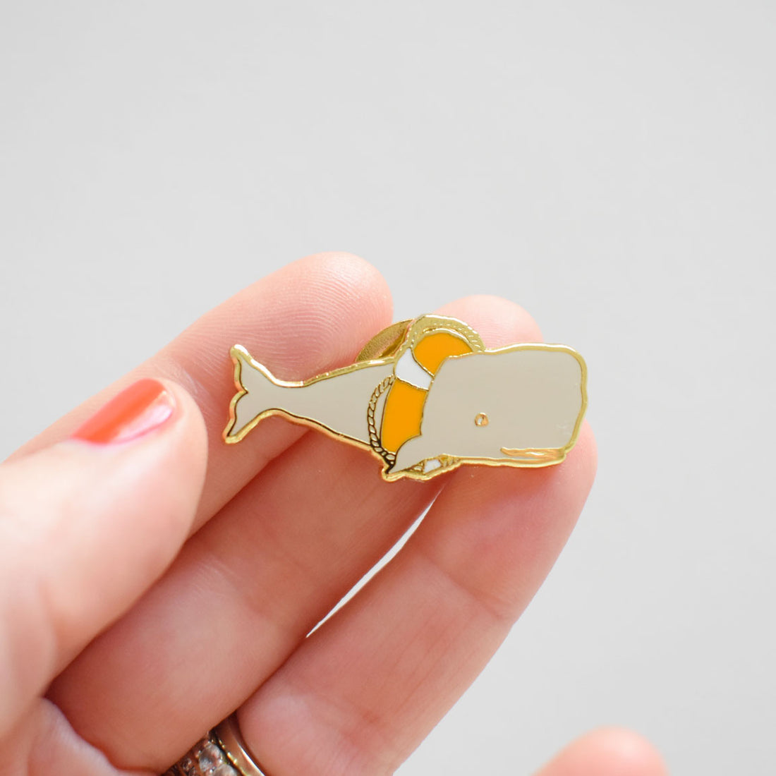 Whale Needle Minder